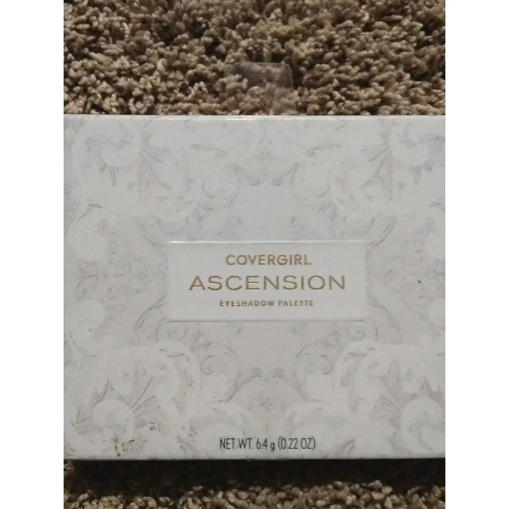Covergirl Eyeshadow Palette - 12 Shade Neutral Shimmer Matte - NWT